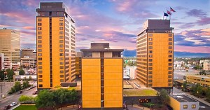 Hotel Captain Cook | Anchorage