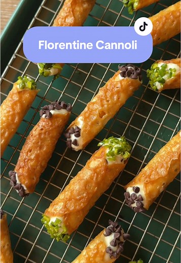 Delicious Florentine Cannoli Recipe for the Holidays