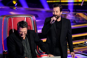 Jimmy Fallon Crashed The Voice and Did a Surprise Blind Audition—All For Blake Shelton