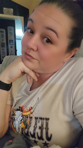 ashleybaker9695 (@ashleybaker9695)’s videos with The Ones That Like Me - Brantley Gilbert