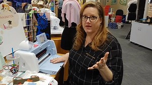 Have you heard about all the cool features of the new ScanNCut DX? Wether you are a quilter, sewist or crafter you will love this new machine. Here is Reva to tell you a little bit about why she loves this new cutter so much. | Quality Sewing & Vacuum