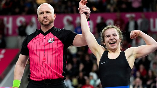 Who made The Des Moines Register's 2026 All-Iowa girls wrestling team?