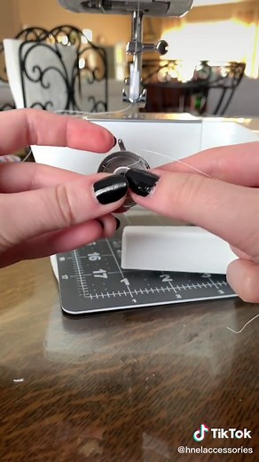 How to Thread a Singer Sewing Machine: Easy Beginner Tutorial
