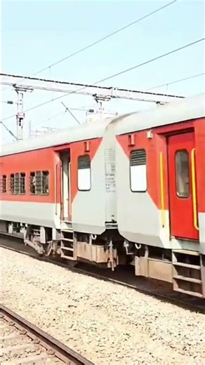 WAP-4 Running Without Pantograph |Impossible Mode Attitude Edit