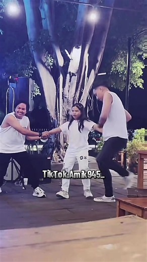 Gisel dan Abang-abangnya di Pendopo Lawas Jogja