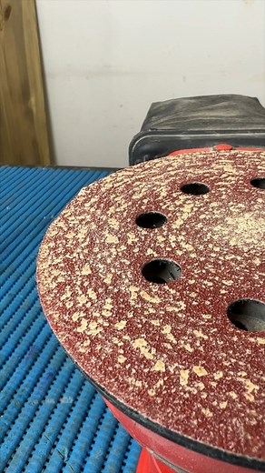 4.1M views · 10K reactions | Revive the disc ✅ #tipcentric #tips #tipsandtricks #woodworking #sanding #tools #hacks #cleaning #learnontiktok #worksmarternotharder #fyp #fypシ #foryou | TIP Centric | Facebook