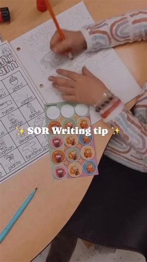 Sophia・The French Apple on Instagram: "Do your students struggle with beginning to write in French Immersion? Wondering how to incorporate the Science of Reading in your writing instruction? My philosophy is lots of communication in French orally + giving them words to write that they can read! It’s no secret that we want to provide students with access to words that they can read and sound out without imposing ones they’ve yet to learn. We target a focal sound and build from there. Truthfully, 