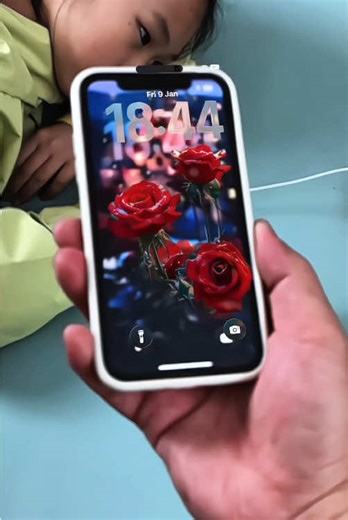 How to Set Up 3D Spatial Wallpaper on iPhone
