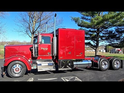 GNARLY AND CUSTOM - Fresh Coat Of Paint - Leon Krieder Rebuild - 1997 KW - #717 #largecar #bigrig