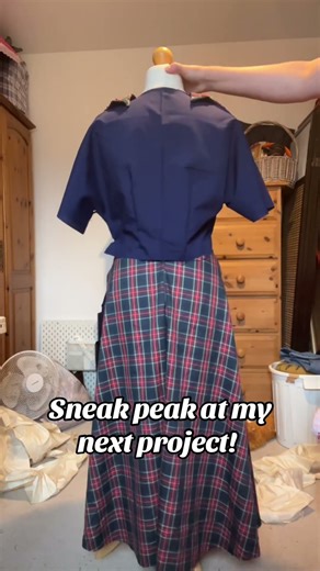 I’ve been working on a new 50s dress! Video up next weekend. #sewing #vintage