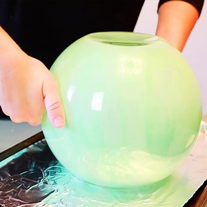 The 10 cutest ways to decorate your porch for Christmas. | DIY with Hometalk