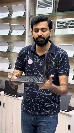 Dell Latitude 3380 Core i5 7th Generation 8GB RAM 250GB SSD 13.3 Inch Display +971-506209288