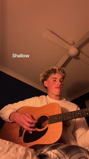 Learn to Sing Shallow with Guitar | #3kgofdustonfan