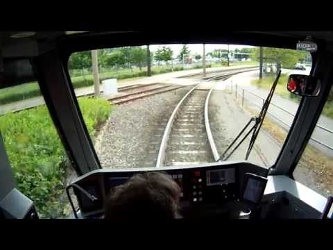 Durch das größte Straßenbahnkreuz Deutschlands - Im Führerstand der Straßenbahnlinie 3 der RSAG.