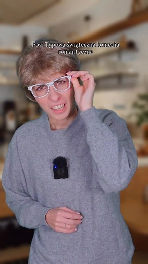 Typowa świąteczna komedia romantyczna #romcom #hallmark #hallmarkmovie #parodia Bojanowo | Makemeup.sb