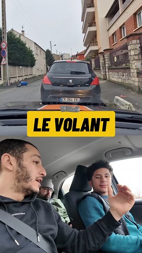 76 reactions | LE VOLANT (EXPLICATION 樂) . . Les bases : 1. Tenue du...
