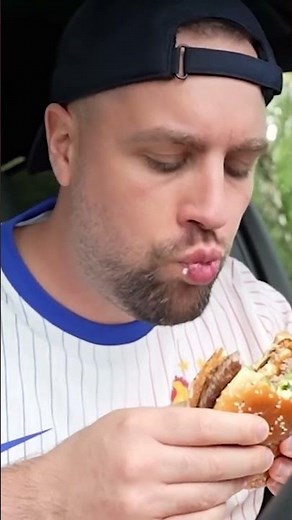 The New McDonald's Beef Mozza Cheddar 🧀