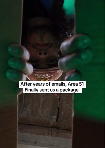 ❌ Once we looked inside it was over 👽 #alien #ufo #package #area51 #music