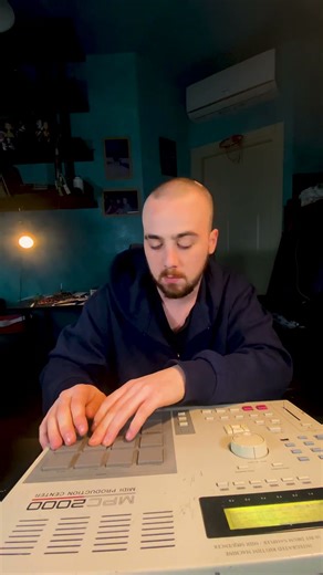 Neck breaker beat | MPC 2000 beatmaking