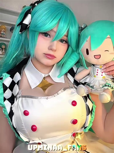 Upminaa: Stunning Anime Cosplay Highlights