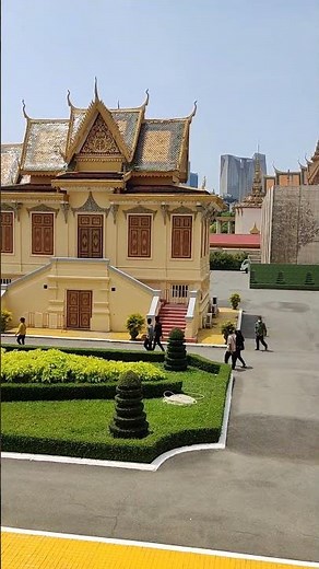 Royal Palace of Cambodia 🇰🇭 | Phnom Penh’s Golden Landmark ✨