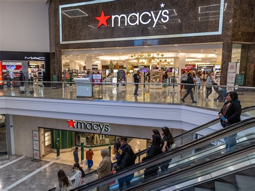 Malls said goodbye to longtime stores in 2025. Here’s who closed locations this year