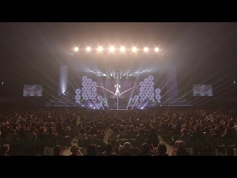 【小林幸子】50周年記念 小林幸子 in 日本武道館 ～夢の世界～「千本桜」豪華衣装《母鶴》登場
