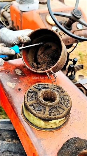 Small Engine Foam Air Filter Oiling | Proper Maintenance #minimechanic #engine #airfilter #shorts