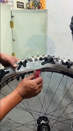 How easy to remove a bicycle tire #how #howto #bicycle