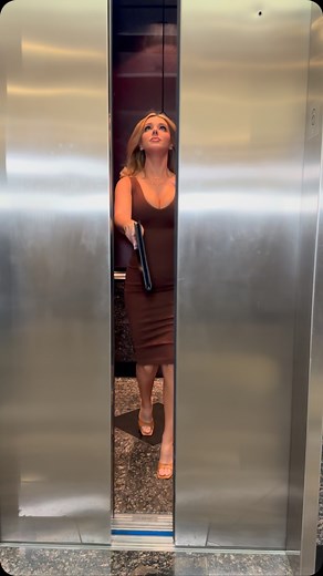 @hotcoworker | Off to my morning debrief 👩🏼‍💻 | Instagram