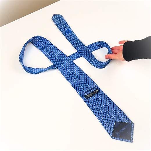 Master the perfect tie knot 👔