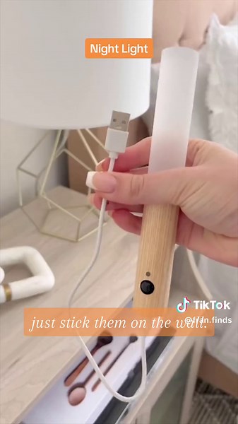 These are the best motion sensor lights 😍 #motionsensorlights #motionsensorlight #magnetlights #nightlight #amazonfinds #amazonmusthaves #founditonamazon