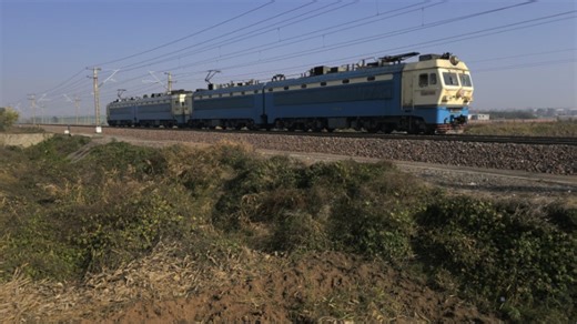 【4K HDR10⁺ 】SS₄ 0955 SS₄ 0751双机相遇HXD2 2088前往东元庆方向