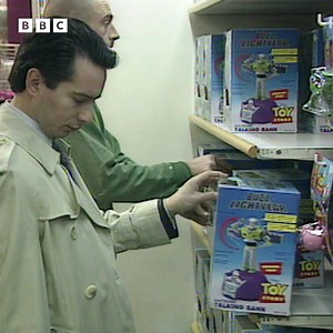 #OnThisDay 1995: The first instalment of Pixar’s animated movie Toy Story was released in cinemas across the US. The franchise and its characters quickly became a worldwide hit triggering a rush for Buzz Lightyear toys the following year in 1996. With demand far outstripping supply many parents scoured toy shops and department stores in vain to secure that year's must have Christmas gift. Clip taken from Newsroom South East, originally broadcast on BBC One, 4 December 1996. | BBC Archive