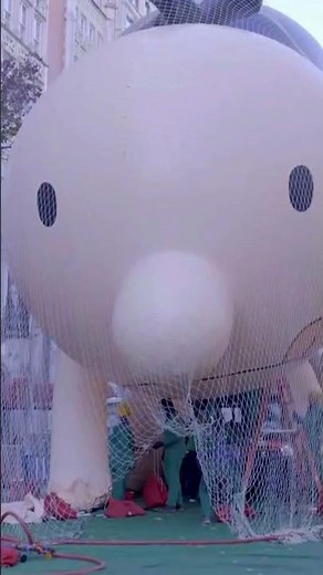 Macy's Thanksgiving Day Parade balloon inflation