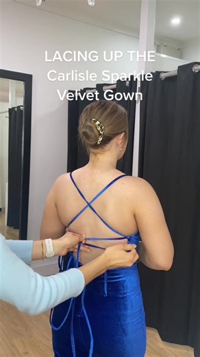 We’ve had girls ask us how we lace up the back of a dress - so here’s a quick little walkthrough! #missrunwayformal #prom2022 #formal2022 #hoco2022 #homecoming #formalbrisbane #formalgownsbrisbane #formalaustralia #lacingup #targetaudience