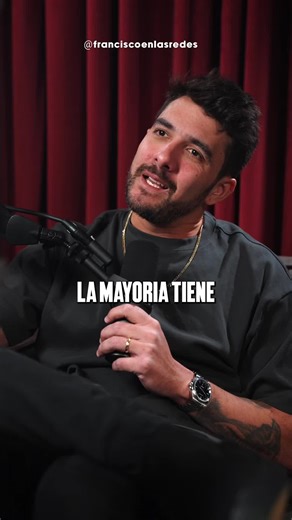 Ser emprendedor no significa volverte millonario de un día para otro ni tener todo el tiempo libre del mundo. Muchos están totalmente confundidos con lo que realmente es este camino. Va a haber sacrificio, errores, cansancio y momentos donde vas a dudar de todo. Pero aun así, no hay nada peor que no intentarlo.