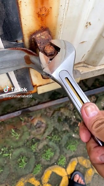 How to Use a Wrench Effectively Outdoors