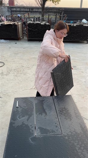 A maintenance lifting platform that can be used by motorcycle#摩托车 #motorbike #motorbike #locomotive #Locomotive Maintenance