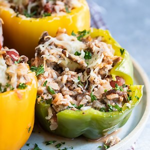 How to Make Classic Stuffed Bell Peppers