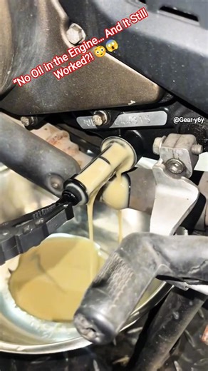 No Engine Oil… But It Still Ran?! 😱 Mechanics Were Shocked! | #pulsar #200 #engineoil #bike #shorts