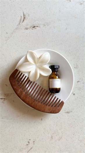 Aura Japanese Head Spa | Pittsburgh, Pennsylvania 🪷 on Instagram: "🔋✨ Recharge with our Head Spa! ✨ It’s time to recharge and recharge! 🌿 Relieve stress, improve your well-being, and relax. Book your session today!"