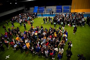 What’s happening with results from Iowa Democratic caucuses