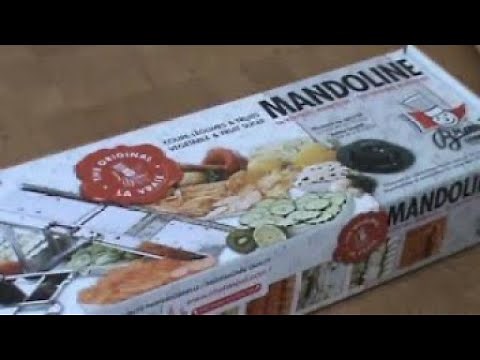 how to use a mandoline slicer