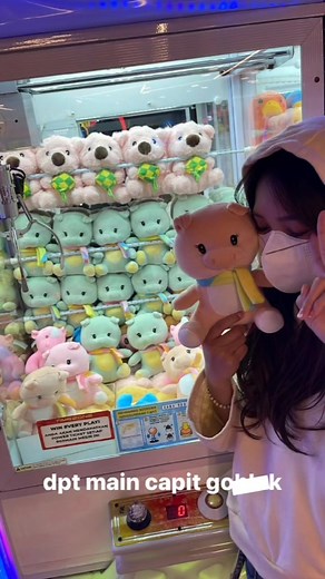 50K views · 1.8K reactions | Main capit boneka #meyden #meydenmood #capitboneka | Meyden Official | Facebook