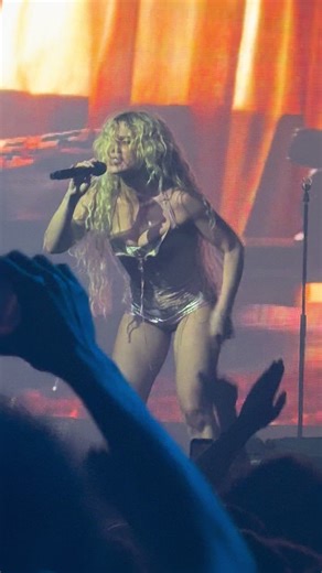 Experience the Energy of Homobloc with Slayyyter