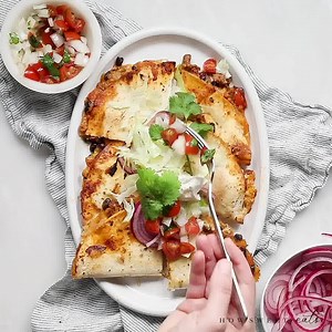 33K views · 419 reactions | My Crispy Baked Quesadillas are a perfect weeknight meal! You can truly use whatever ingredients are in your fridge! get the RECIPE: https://www.howsweeteats.com/2020/04/baked-quesadillas/ | How Sweet It Is | Facebook