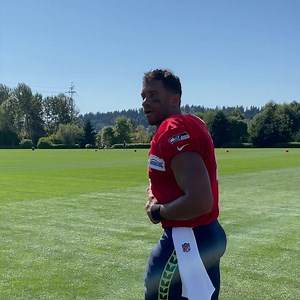 Russell Wilson and his daughter waving hi to the 12s after practice are too cute. 💙 | Seattle Seahawks