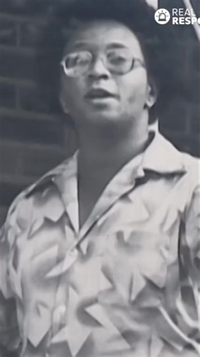 Investigators connected Wayne Williams to victims by matching carpet fibers from his car to those found on the victims. Statistically, only 1 in 3,500 cars in Atlanta had similar fibers. The victims would have had to visit thousands of cars and homes to pick up those fibers randomly. #WayneWilliams #truecrime #evidence #carpetfibers #Atlanta | Real Responders