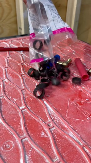 1.8M views · 9.8K reactions | Easiest way to rough in a shower walve. #construction #realestate #tools #Home #entrepreneur #carpentry #tutorial #tipsandtricks #homerenovation | WINNI | Facebook